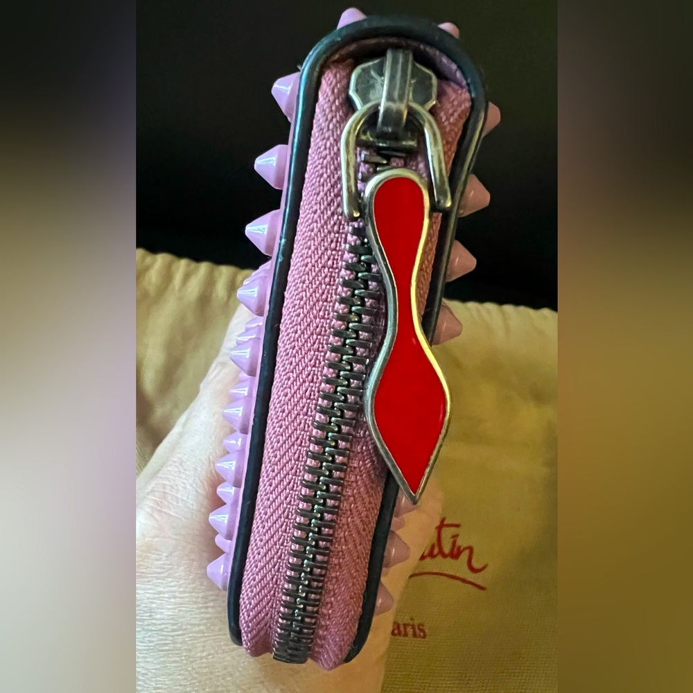 GUC Christian Louboutin Panneton Spike Long Zippy Wallet in Lilac color - Picture 5 of 12